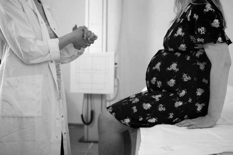 Hamilelikte Karın Sertleşmesi Ne Zaman Doktora Başvurulur? Gebelik